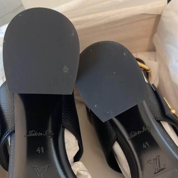 Louis Vuitton gorgeous Horizon Sandal noir goldtone hardware just incredible - Picture 14 of 14